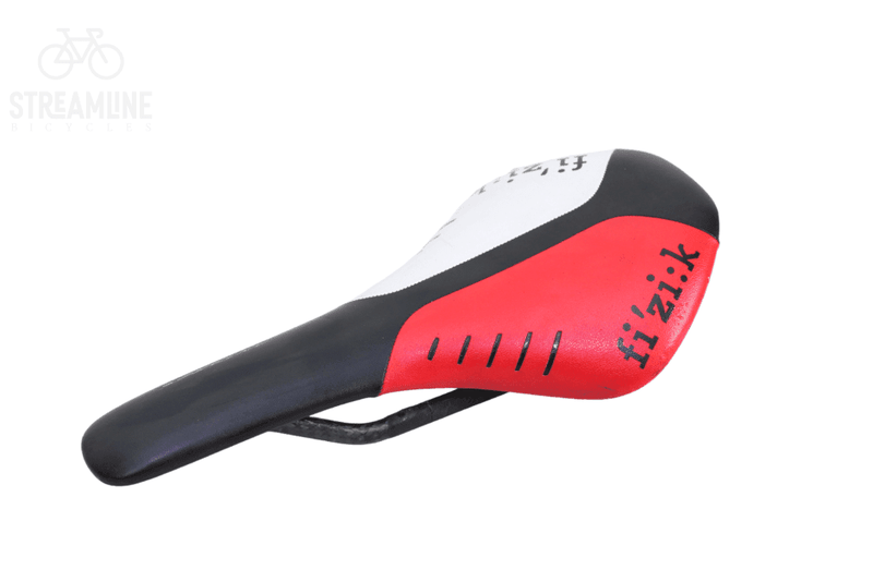 Fizik Antares R1 - Carbon Saddle - Grade: Excellent Bike Pre-Owned 