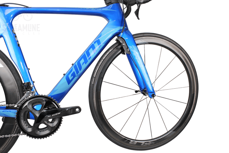 Giant Propel Advanced Pro 2 - Carbon Road Bike - Grade: Excellent Bike Pre-Owned 