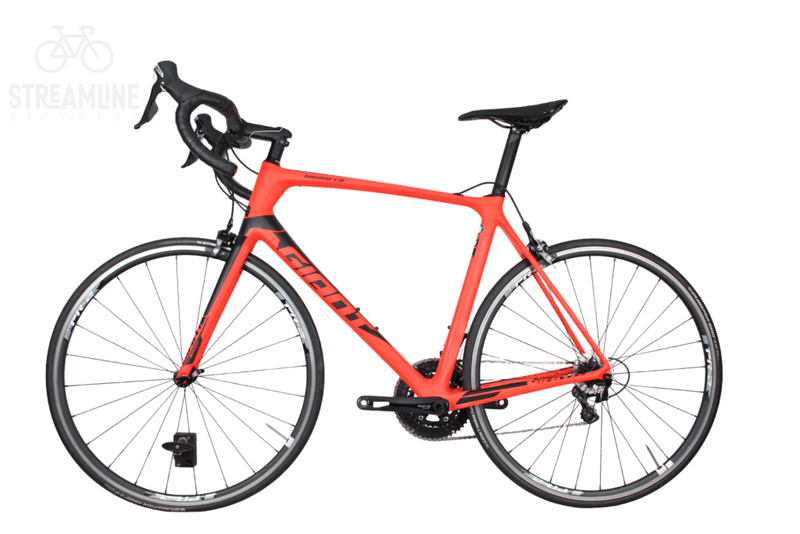 Giant TCR Advanced 2 - Carbon Road Bike - Grade: Excellent Bike Pre-Owned 