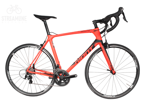 Giant TCR Advanced 2 - Carbon Road Bike - Grade: Excellent Bike Pre-Owned 