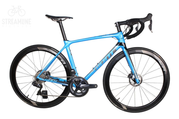 Giant TCR Advanced Pro 0 Di2 Disc 2019 - Carbon Road Bike - Grade: Excellent Bike Pre-Owned 