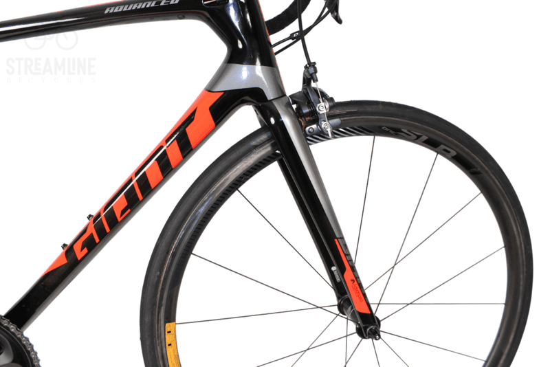 Giant tcr best sale 1 road bike