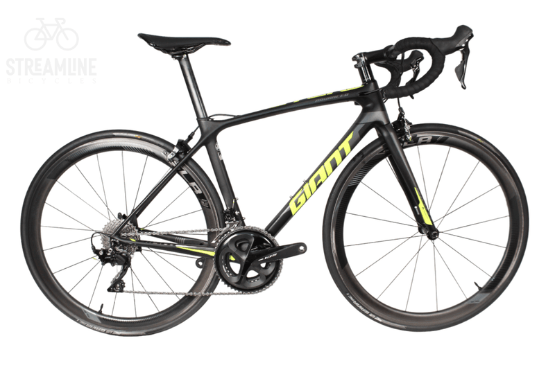 Giant TCR Advanced Pro 2 - Carbon Road Bike - Grade: Excellent Bike Pre-Owned 