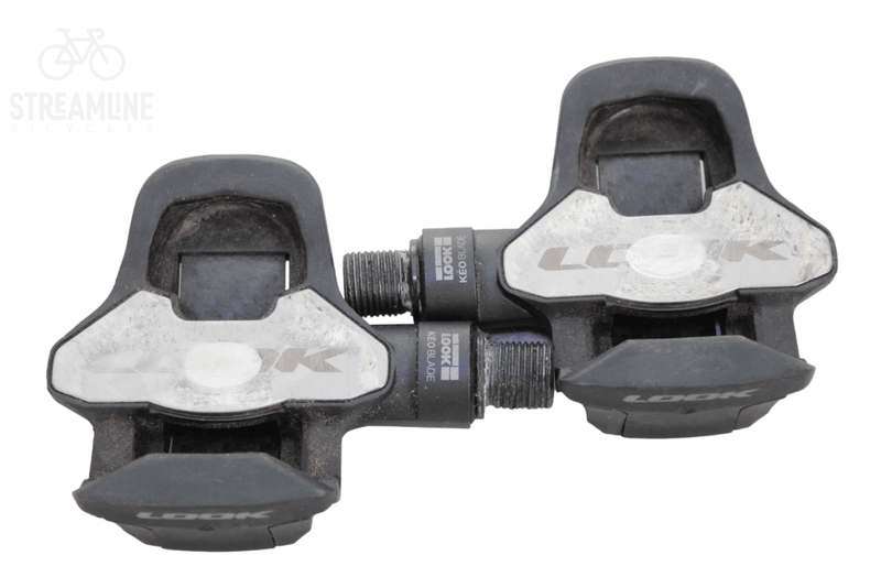 Look Keo 2 Max Blade 12 - Road Bike Pedals - Grade: Excellent Bike Pre-Owned 