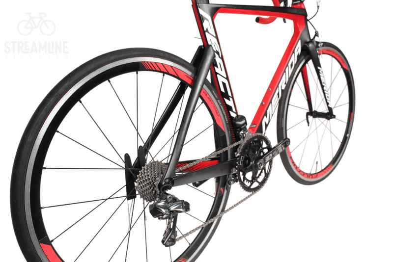 Merida Reacto 7000 E - Carbon Aero Road Bike - Grade: Excellent Bike Pre-Owned 