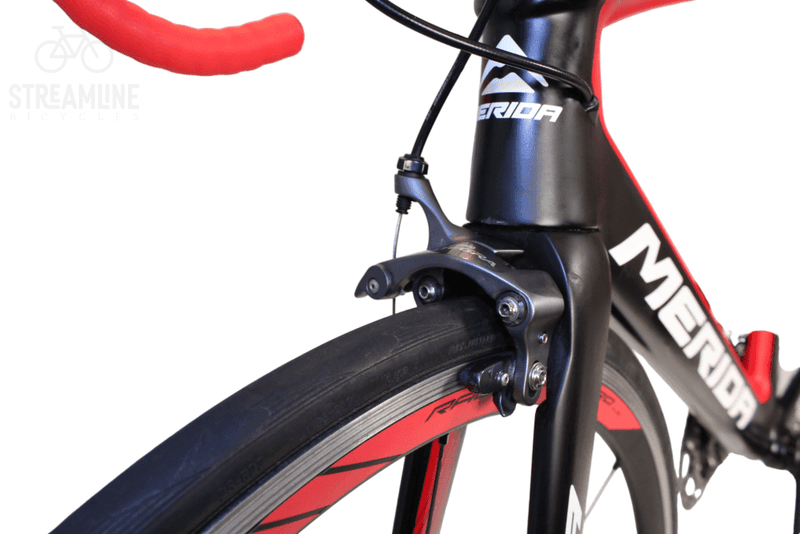 Merida Reacto 7000 E - Carbon Aero Road Bike - Grade: Excellent Bike Pre-Owned 