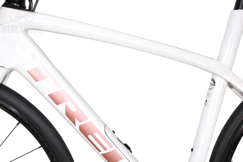 Trek Domane SL 6 Disc 2021 Crystal White Ltd Edition - Carbon Road Bike - Grade: Excellent Bike Pre-Owned 