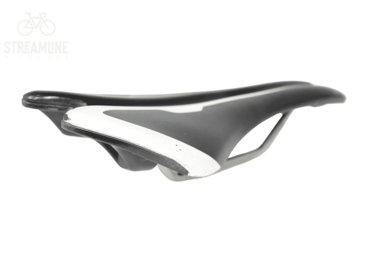 Giant Contact SL- Saddle - Grade: Good Bike Pre-Owned 