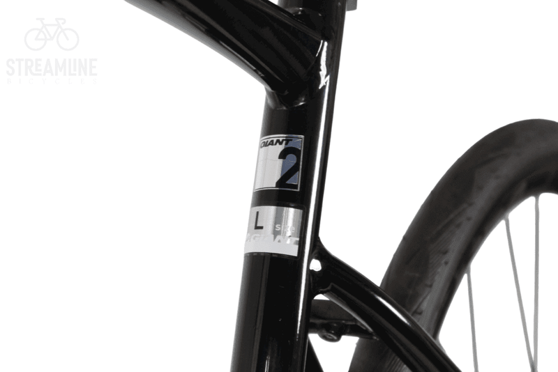 Giant E+2 Pro E Bike - Road Bike - Grade: Good Bike Pre-Owned 