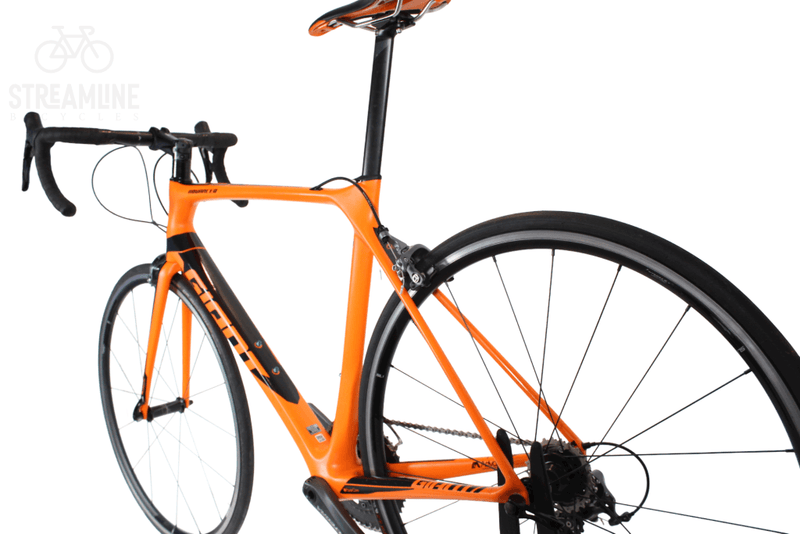 Giant TCR Advanced Pro 2 - Carbon Road Bike - Grade: Fair Bike Pre-Owned 