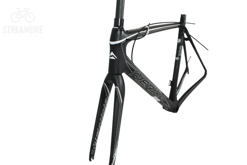 Merida carbon clearance frame