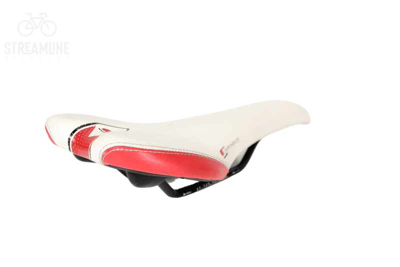 RS Components - Saddle - Grade: Good Bike Pre-Owned 