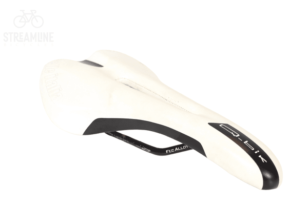 Selle Italia - Saddle - Grade: Good Bike Pre-Owned 